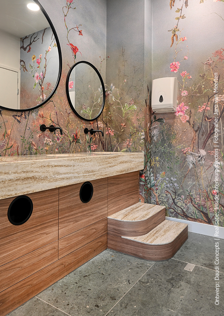 Wasmeubel in walnootdecor LS13 Poro Noce, gecombineerd met een blad in Durasein DM5002 Weathered Wood.