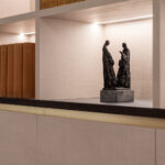 Detailfoto van maatwerk kast in linnenstructuur FA44 Penelope