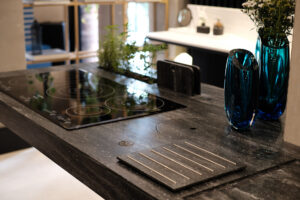Renderafbeelding van een keukenblad uitgewerkt in het solid surface decor Galaxy van Durasein