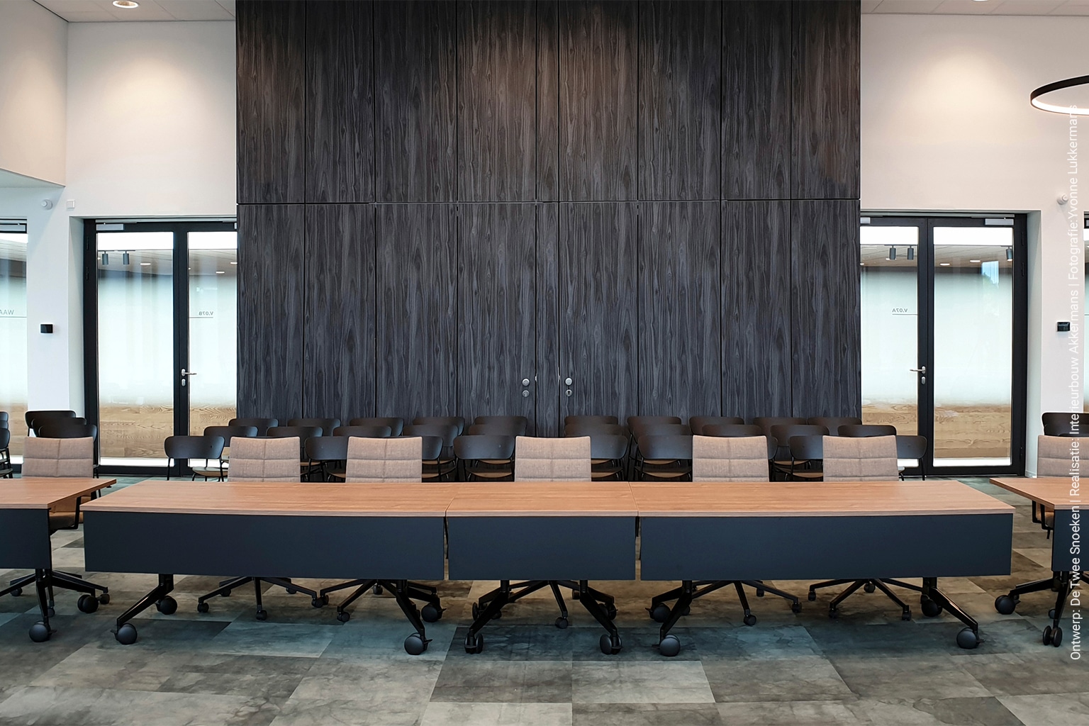Wand gemeentehuis S161 Okobo